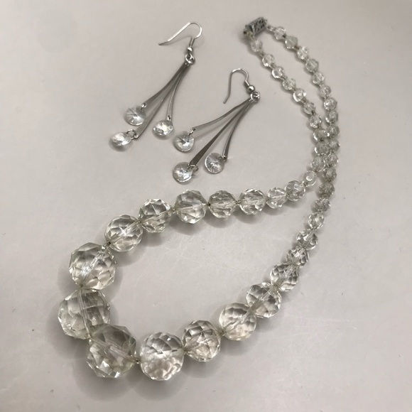 Vintage Faceted Graduated Glass Bead Necklace - Picture 6 of 9